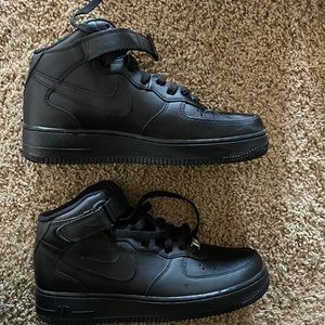 Perfect condition black Airforces high top